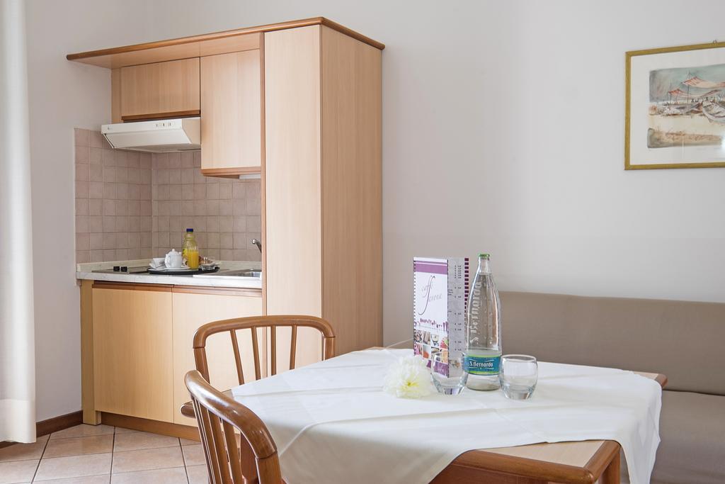 Residence XX Settembre Άλμπα Δωμάτιο φωτογραφία